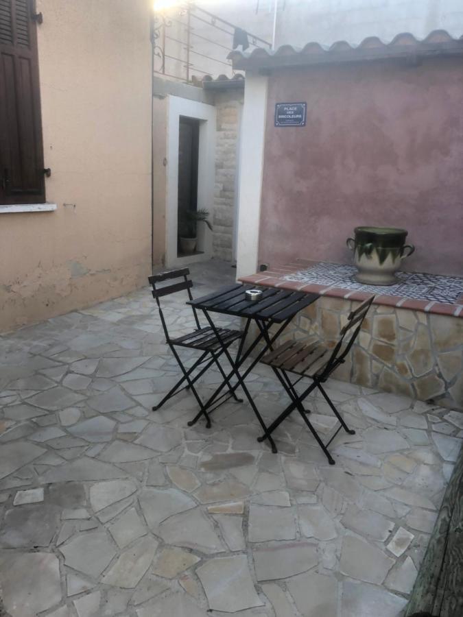 Artin Marselha Exterior foto